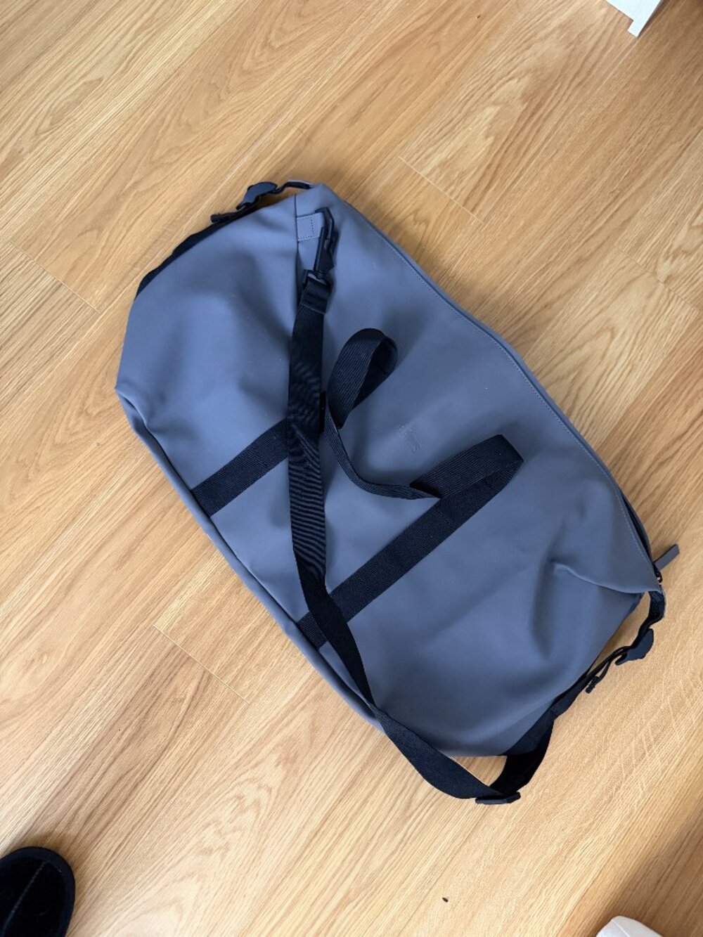 RAINS gray Hilo Weekend Bag Large